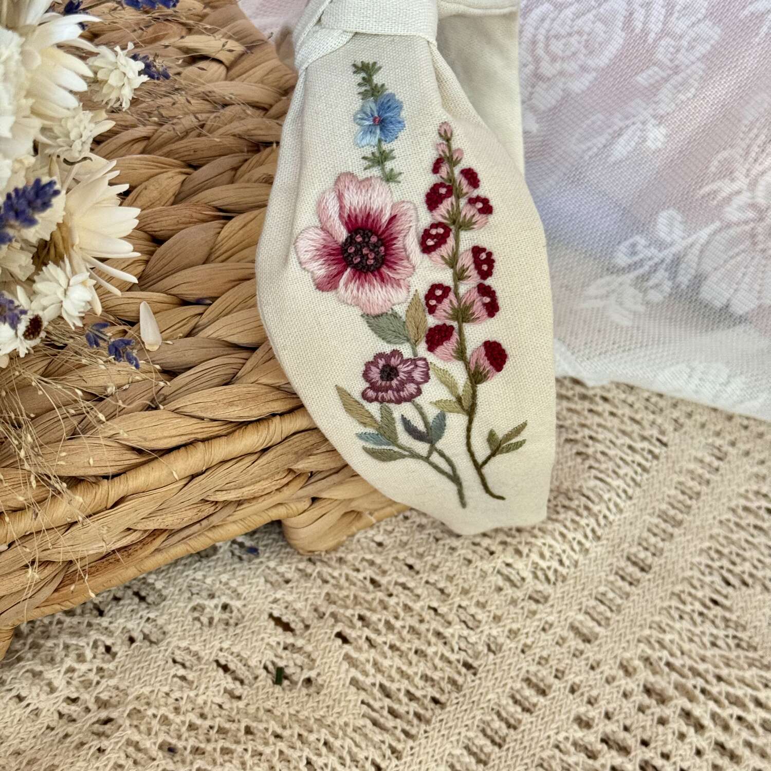 Sormustinkukka turbaanipanta